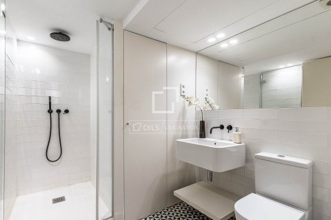 2 bedrooms apartment for sale in Barcelona, Catalonia, Spain № 3912 - photo 23