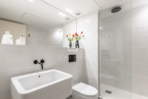 2 bedrooms apartment for sale in Barcelona, Catalonia, Spain № 3912 - photo 15