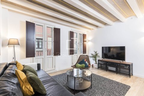 2 bedrooms apartment for sale in Barcelona, Catalonia, Spain № 3912 - photo 6