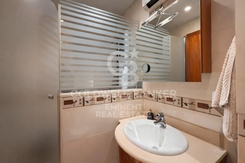 4 bedrooms apartment for sale in Barcelona, Catalonia, Spain № 7711 - photo 13