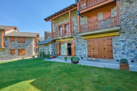 Купить дом в Бельвер де Серданья, Испания с 5 спален, 158м², № 7708 - фото 13