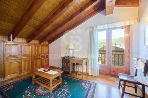 Купить дом в Бельвер де Серданья, Испания с 5 спален, 158м², № 7708 - фото 15