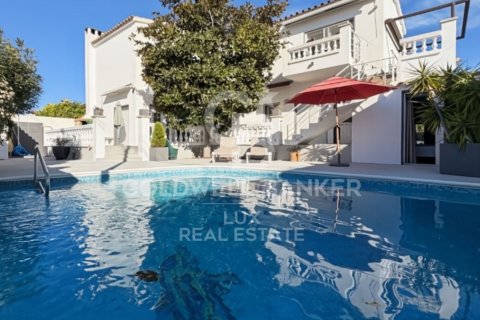 Сasa de 6 dormitorios en venta en Empuriabrava, Gerona, Cataluña, Spain № 7705