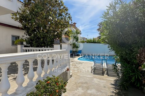 Купить дом в Эмпуриабрава, Испания с 6 спален, 238м², № 7705 - фото 8