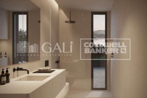 Apartamento de 2 dormitorios en venta en Principado De Andorra (Ninguna Poblacion Tiene C.P.), Lérida, Cataluña, Spain № 7707 - foto 7