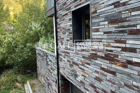 Купить квартиру в Андорра, Испания с 3 спальни, 118м², № 7706 - фото 2