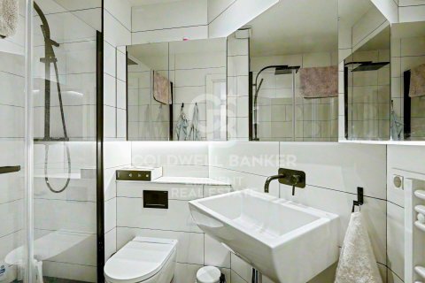 Купить квартиру в Барселона, Испания с 3 спальни, 100м², № 7709 - фото 2
