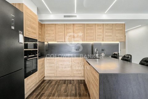 Купить квартиру в Барселона, Испания с 3 спальни, 100м², № 7709 - фото 15