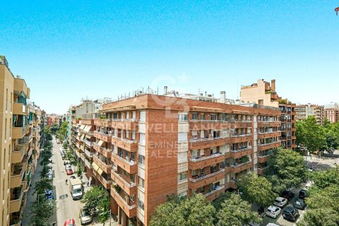 Купить квартиру в Барселона, Испания с 3 спальни, 100м², № 7709 - фото 23