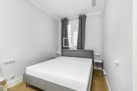 Apartamento de 2 dormitorios en venta en Barcelona, Cataluña, Spain № 4035 - foto 14