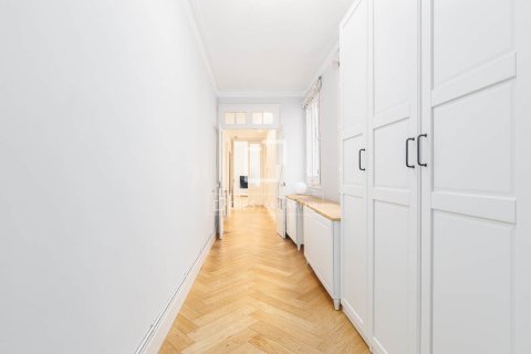 Apartamento de 2 dormitorios en venta en Barcelona, Cataluña, Spain № 4035 - foto 26