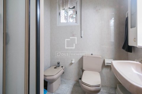 Villa de 4 dormitorios en venta en Castelldefels, Barcelona, Cataluña, Spain № 4034 - foto 28