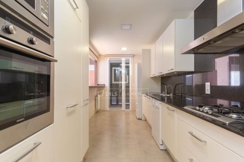3 bedrooms apartment for sale in Sant Just Desvern, Barcelona, Catalonia, Spain № 4038 - photo 14