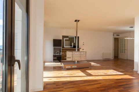 3 bedrooms apartment for sale in Sant Just Desvern, Barcelona, Catalonia, Spain № 4038 - photo 9