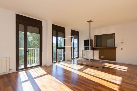 3 bedrooms apartment for sale in Sant Just Desvern, Barcelona, Catalonia, Spain № 4038 - photo 5