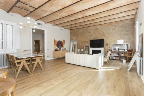 Apartamento de 2 dormitorios en venta en Barcelona, Cataluña, Spain № 1798 - foto 5