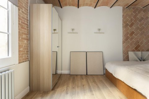 Apartamento de 2 dormitorios en venta en Barcelona, Cataluña, Spain № 1798 - foto 13