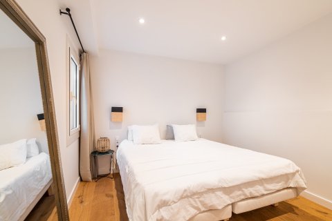 Купить квартиру в Барселона, Испания с 3 спальни, 172м², № 1799 - фото 15