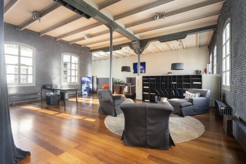 Apartamento de 2 dormitorios en venta en Barcelona, Cataluña, Spain № 1795 - foto 5