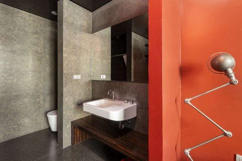 Apartamento de 2 dormitorios en venta en Barcelona, Cataluña, Spain № 1795 - foto 14