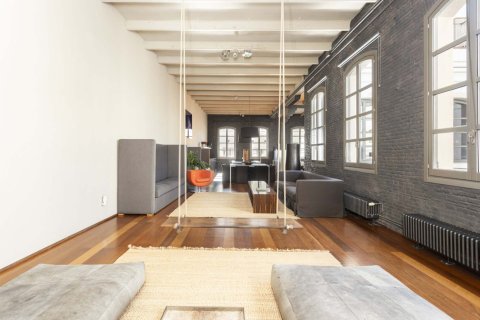 Apartamento de 2 dormitorios en venta en Barcelona, Cataluña, Spain № 1795 - foto 4