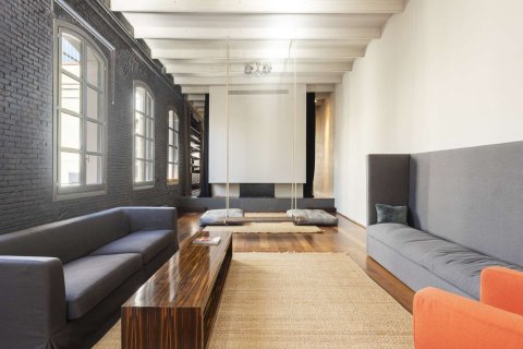 Apartamento de 2 dormitorios en venta en Barcelona, Cataluña, Spain № 1795 - foto 3