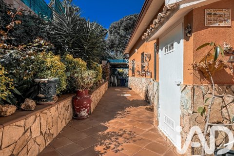 3 bedrooms house for sale in Macanet De La Selva, Girona, Catalonia, Spain № 7449 - photo 3