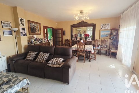 6 bedrooms house for sale in Bellvei, Tarragona, Catalonia, Spain № 7447 - photo 14