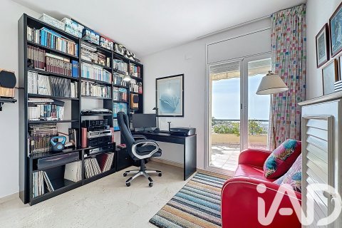 Купить таунхаус в Ситжес, Испания с 4 спальни, 216м², № 7448 - фото 6