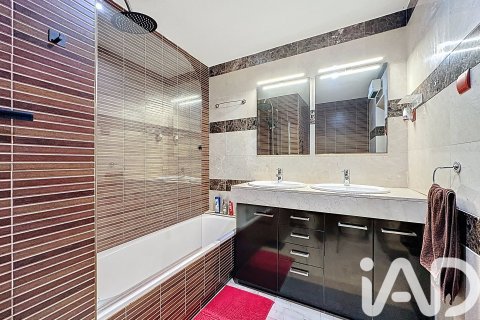 Купить таунхаус в Ситжес, Испания с 4 спальни, 216м², № 7448 - фото 8
