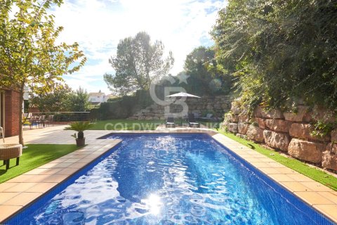 Сasa de 6 dormitorios en venta en Sant Cugat del Vallès, Barcelona, Cataluña, Spain № 5760 - foto 2