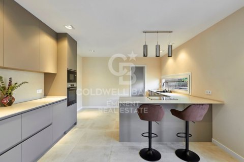 Сasa de 6 dormitorios en venta en Sant Cugat del Vallès, Barcelona, Cataluña, Spain № 5760 - foto 18