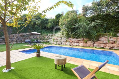Сasa de 6 dormitorios en venta en Sant Cugat del Vallès, Barcelona, Cataluña, Spain № 5760 - foto 3