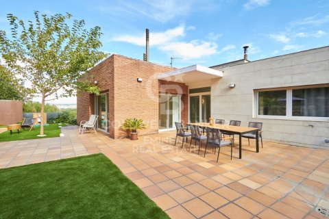 Сasa de 6 dormitorios en venta en Sant Cugat del Vallès, Barcelona, Cataluña, Spain № 5760 - foto 8