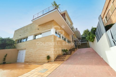 Сasa de 6 dormitorios en venta en Sant Cugat del Vallès, Barcelona, Cataluña, Spain № 5760 - foto 12