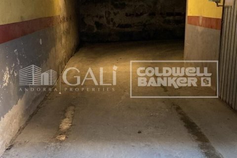 Estacionamiento de 12 m² en alquiler en Principado De Andorra (Ninguna Poblacion Tiene C.P.), Lérida, Cataluña, Spain № 6152 - foto 2