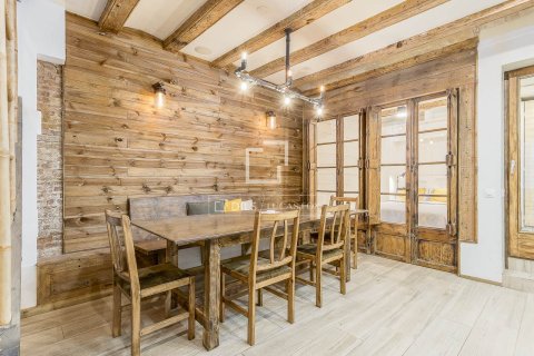 Купить квартиру в Барселона, Испания с 4 спальни, 123м², № 6607 - фото 4