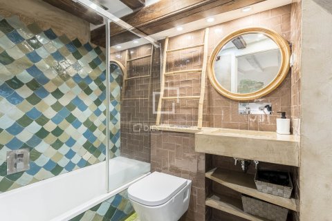Купить квартиру в Барселона, Испания с 4 спальни, 123м², № 6607 - фото 25