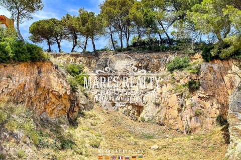 Parcela de 1217 m² en venta en Santa Cristina, Gerona, Cataluña, Spain № 1016 - foto 5