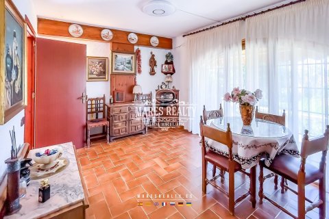 Villa de 5 dormitorios en venta en Lloret de Mar, Gerona, Cataluña, Spain № 1017 - foto 14