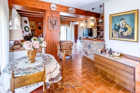 Villa de 5 dormitorios en venta en Lloret de Mar, Gerona, Cataluña, Spain № 1017 - foto 9