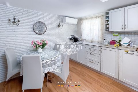 Villa de 5 dormitorios en venta en Lloret de Mar, Gerona, Cataluña, Spain № 1017 - foto 16