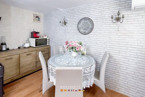 Villa de 5 dormitorios en venta en Lloret de Mar, Gerona, Cataluña, Spain № 1017 - foto 17