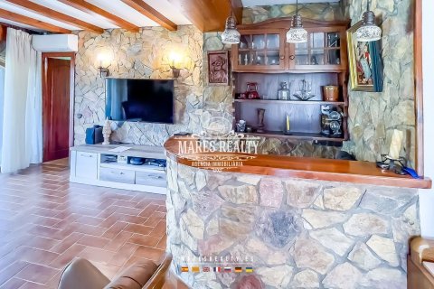 Villa de 5 dormitorios en venta en Lloret de Mar, Gerona, Cataluña, Spain № 1017 - foto 12