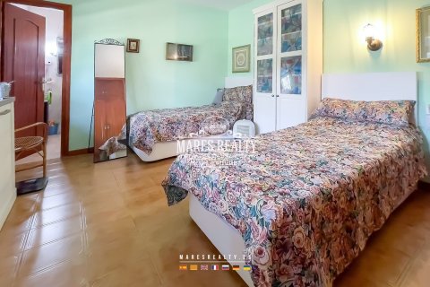 Villa de 5 dormitorios en venta en Lloret de Mar, Gerona, Cataluña, Spain № 1017 - foto 19