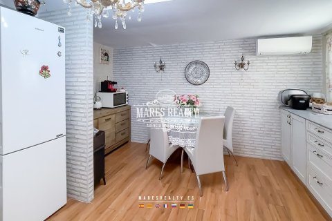 Villa de 5 dormitorios en venta en Lloret de Mar, Gerona, Cataluña, Spain № 1017 - foto 15