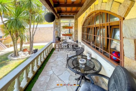 Villa de 5 dormitorios en venta en Lloret de Mar, Gerona, Cataluña, Spain № 1017 - foto 3