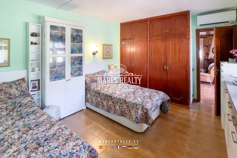 Villa de 5 dormitorios en venta en Lloret de Mar, Gerona, Cataluña, Spain № 1017 - foto 20
