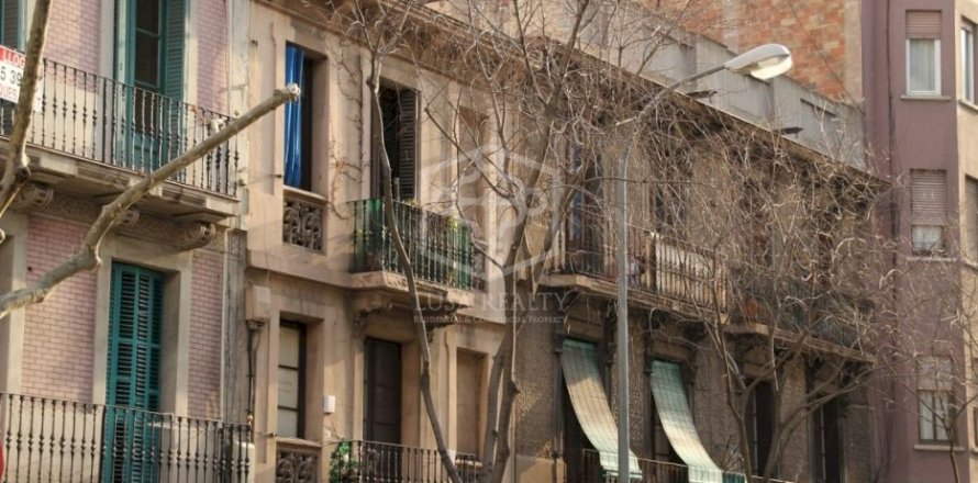 Propiedad comercial de 500 m² en venta en Barcelona, Cataluña, Spain № 1013