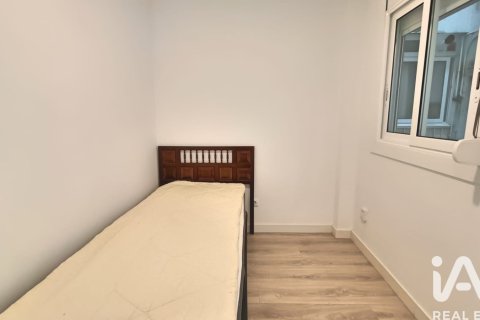Apartamento de 4 dormitorios en venta en Vilanova i la Geltrú, Barcelona, Cataluña, Spain № 7423 - foto 16